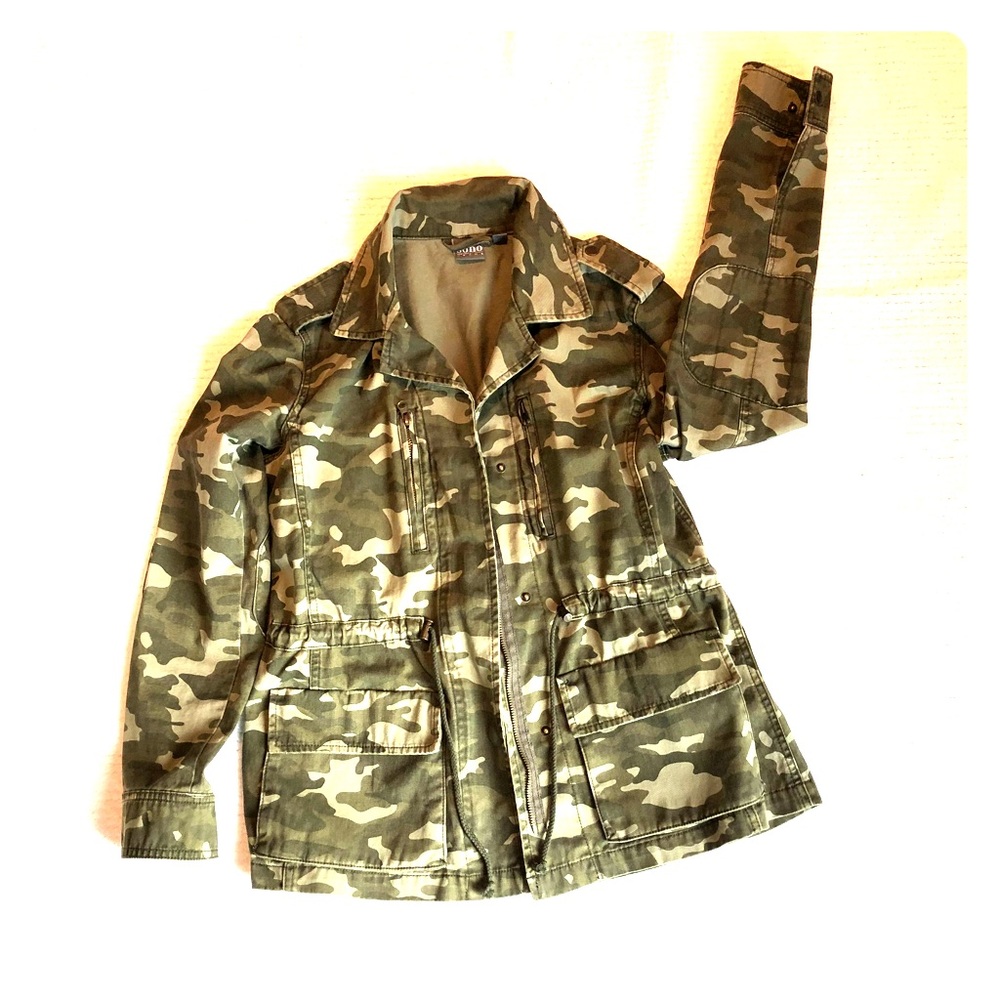 Camo Fall / Spring Jacket - image 1
